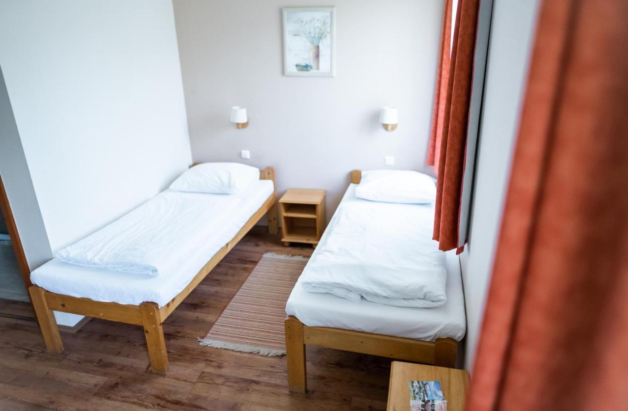 Anna Panzio Hotel Dunavarsany Ngoại thất bức ảnh